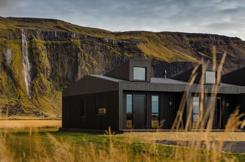 Photo 20 - Seljalandsfoss Horizons