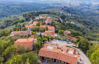 Photo 3 - Appartement de 11 chambres à Lamporecchio avec piscine privée et jardin