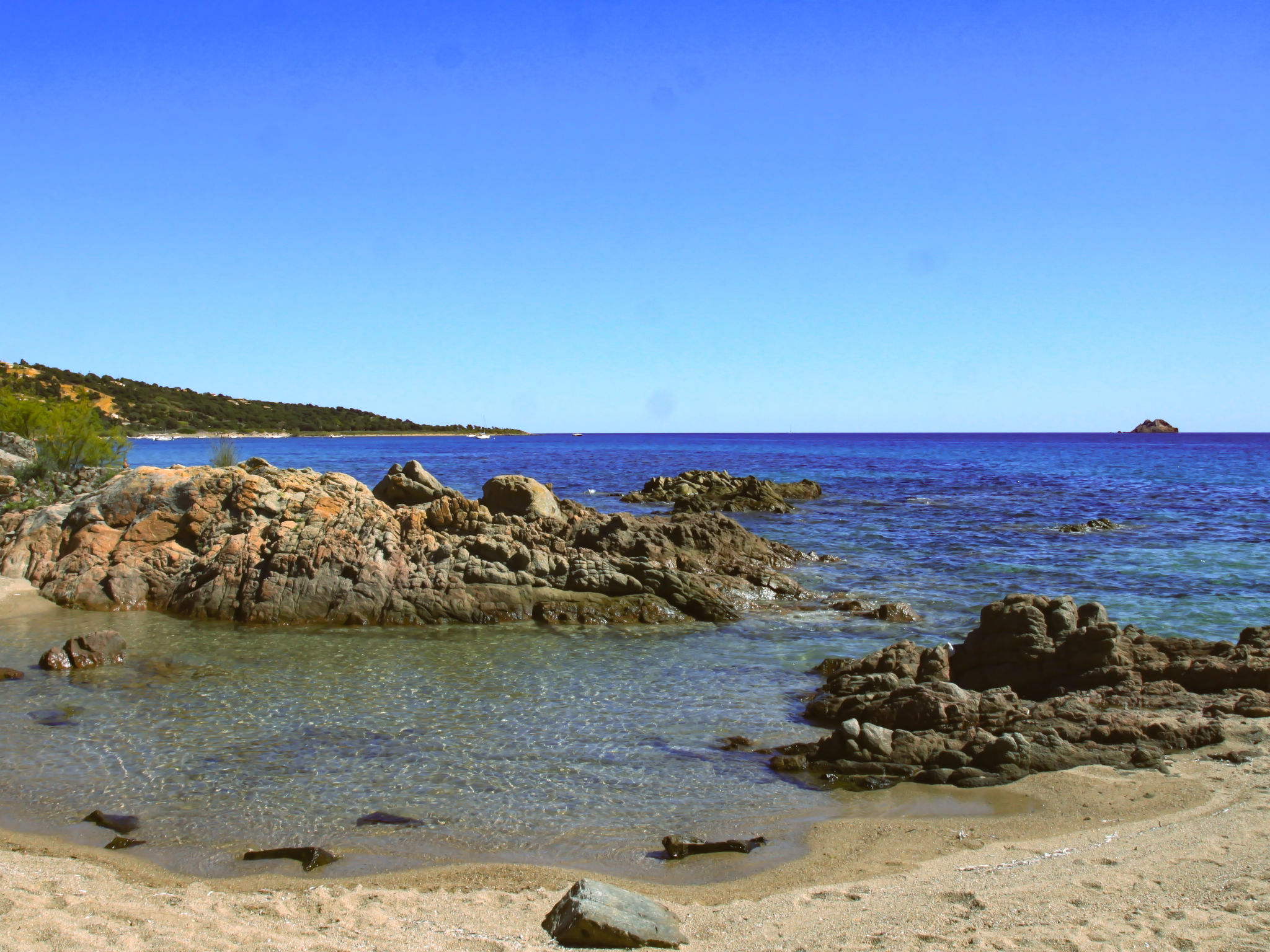 Foto 35 - Apartamento de 2 quartos em Zonza com piscina privada e vistas do mar