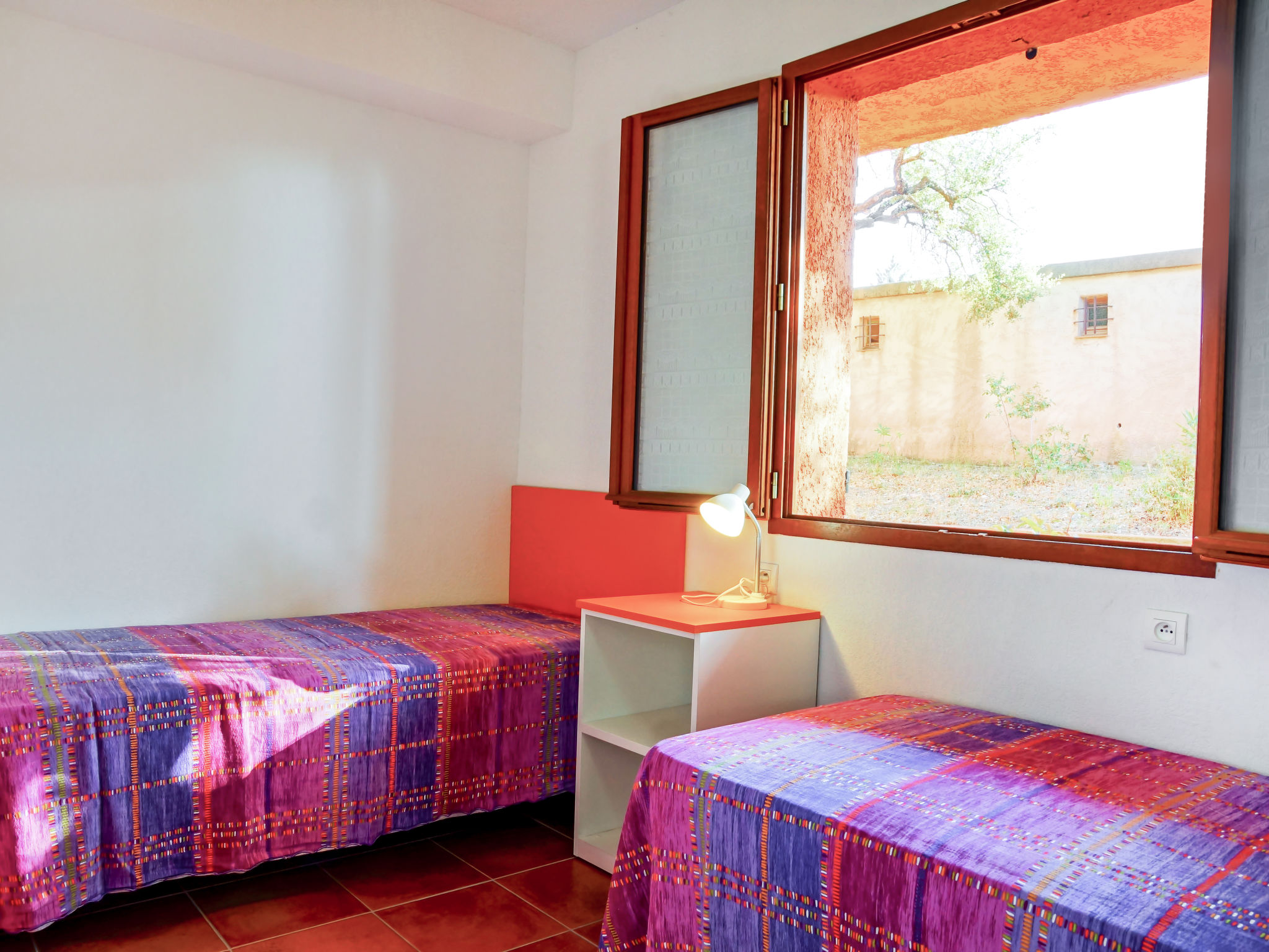 Foto 15 - Appartamento con 3 camere da letto a Zonza con piscina privata e vista mare