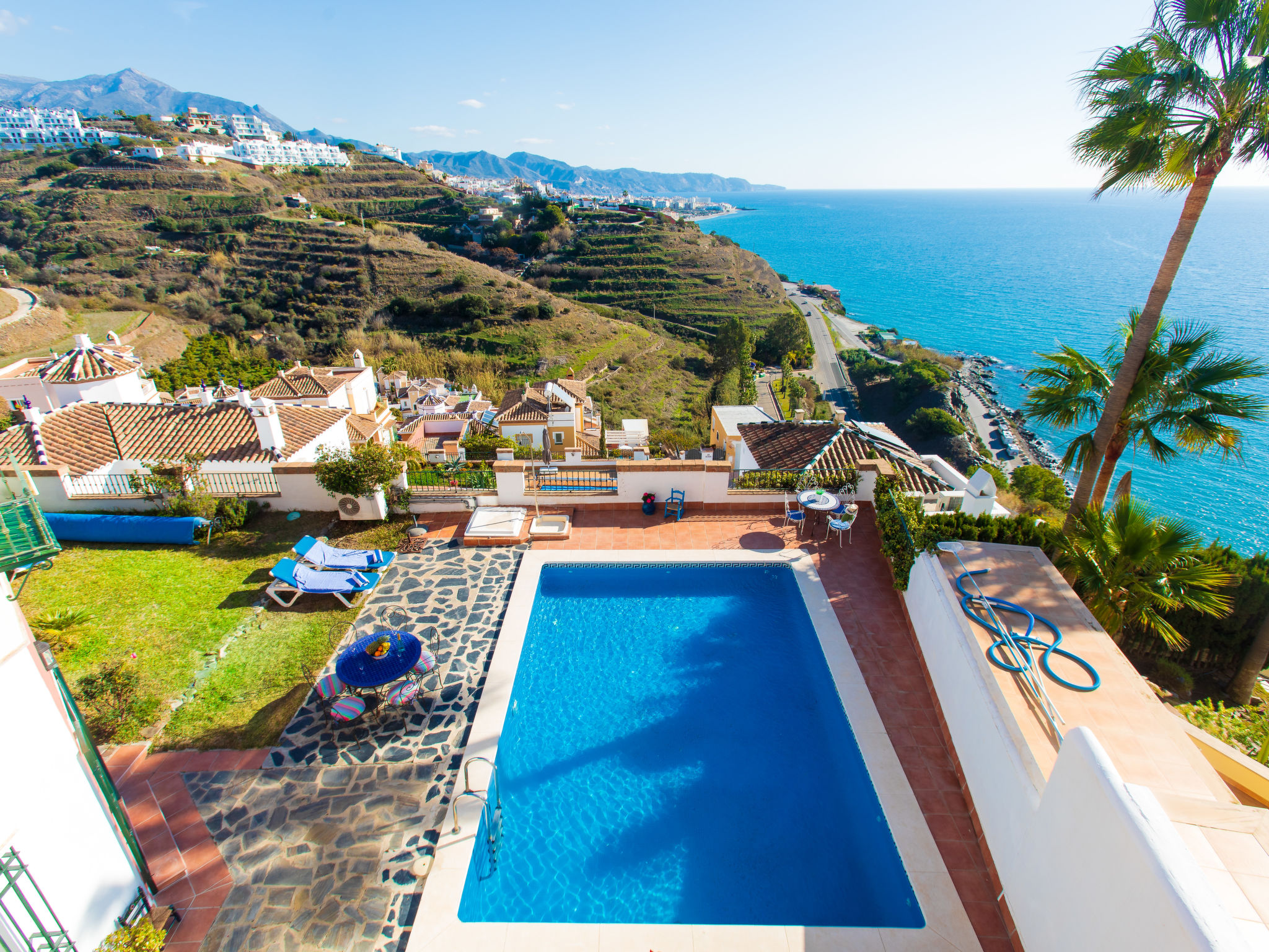 Photo 2 - Maison de 3 chambres à Torrox avec piscine privée et vues à la mer