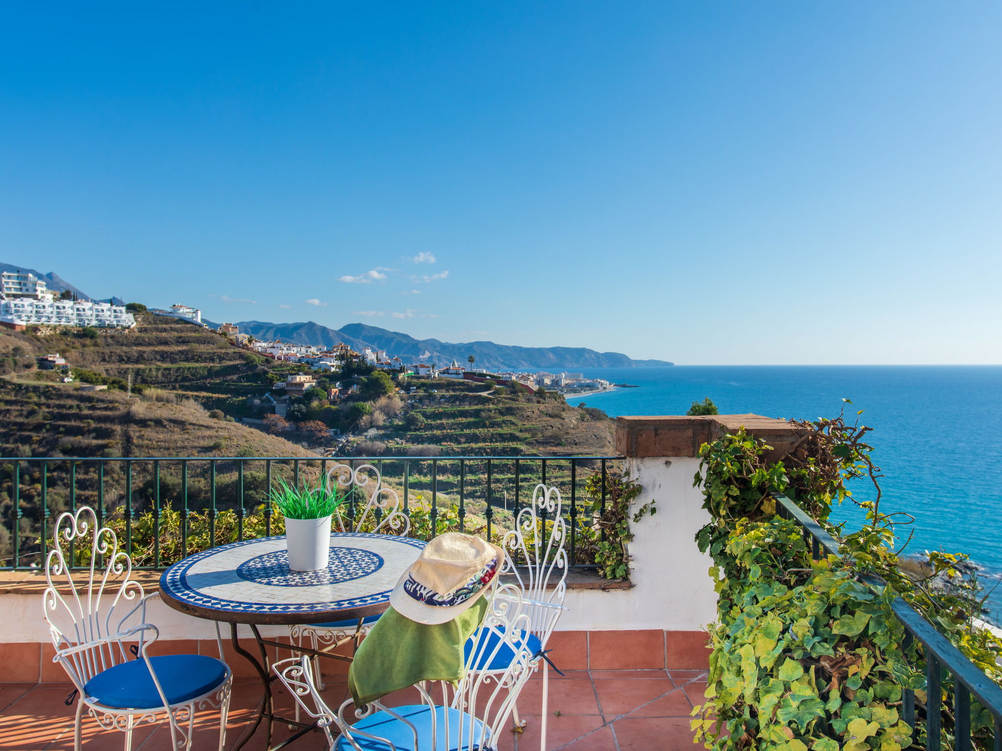 Foto 5 - Casa de 3 quartos em Torrox com piscina privada e vistas do mar