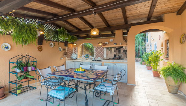 Casa de 5 quartos em Arzachena com jardim e terraço - Foto 2