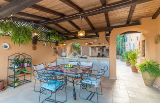 Photo 2 - Maison de 4 chambres à Arzachena avec jardin et terrasse