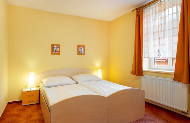 Apartamento de 10 quartos em Desná - Foto 4