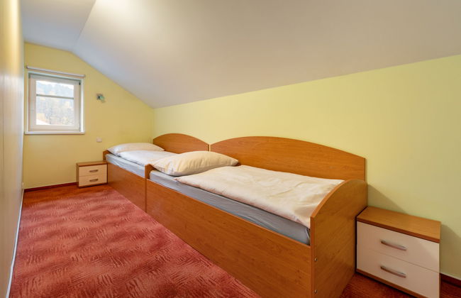 Apartamento de 10 quartos em Desná - Foto 19