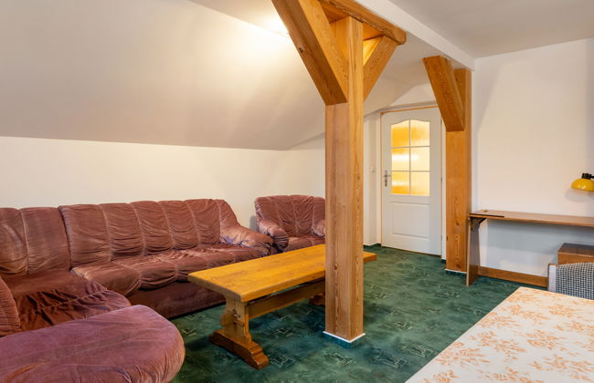 Apartamento de 10 quartos em Desná - Foto 9