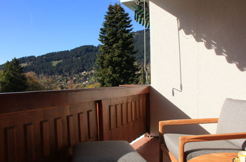 Foto 4 - Appartamento con 2 camere da letto a Ollon con piscina e vista sulle montagne
