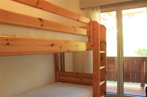 Foto 25 - Appartamento con 2 camere da letto a Ollon con piscina e vista sulle montagne