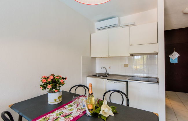 Apartamento de 2 quartos em Bibbona com piscina e jardim - Foto 6