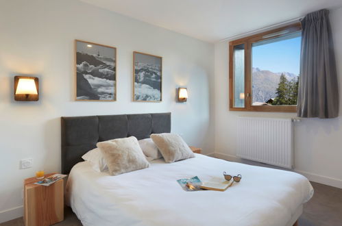 Foto 5 - Apartment mit 2 Schlafzimmern in Les Deux Alpes mit schwimmbad und blick auf die berge