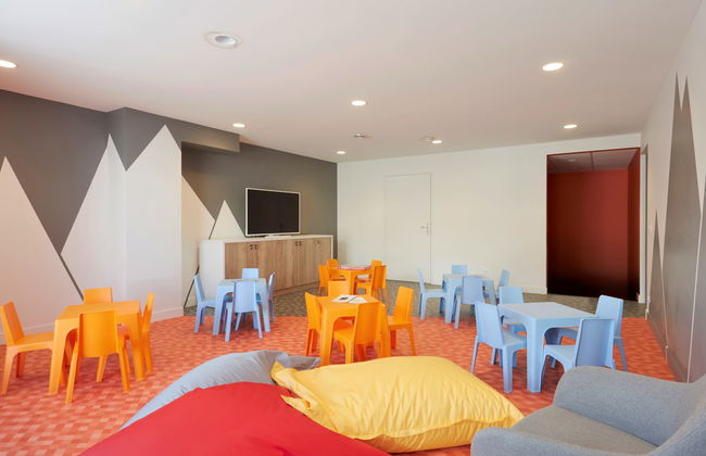 Apartamento de 4 quartos em Les Deux Alpes com piscina e jardim - Foto 11