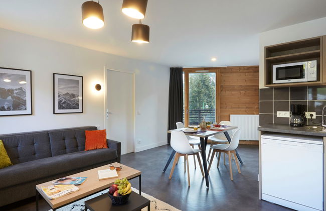Apartamento de 4 quartos em Les Deux Alpes com piscina e jardim - Foto 8