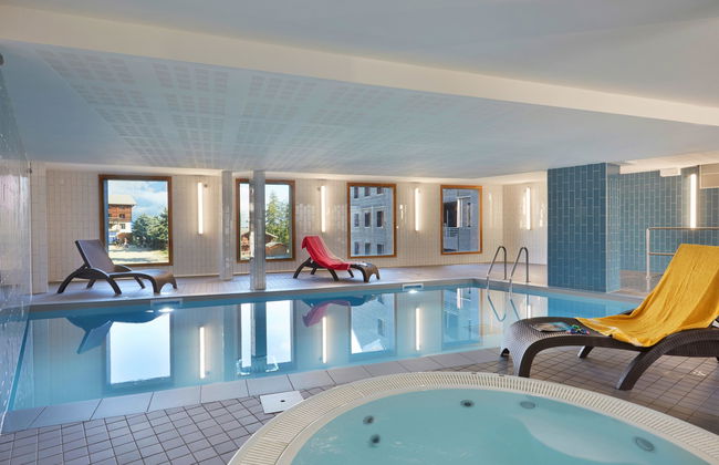 Apartamento de 4 quartos em Les Deux Alpes com piscina e jardim - Foto 3