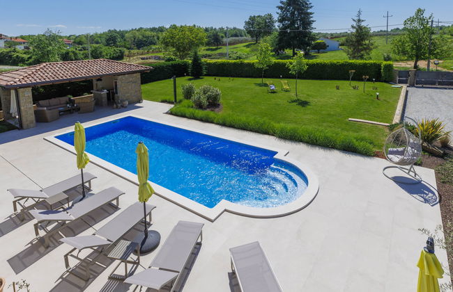 Casa de 5 quartos em Višnjan com piscina privada e jardim - Foto 2