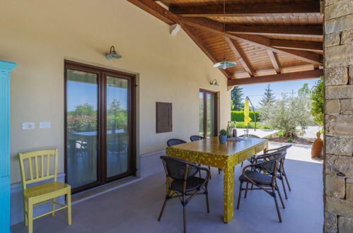 Photo 11 - Maison de 4 chambres à Višnjan avec piscine privée et jardin