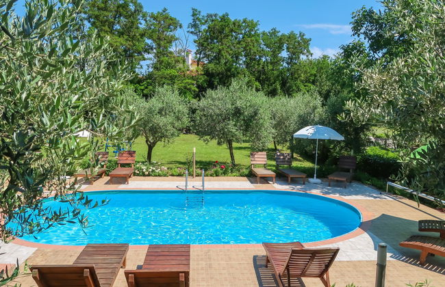 Apartamento de 3 quartos em Labin com piscina e jardim - Foto 20