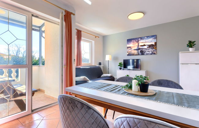 Apartamento de 3 quartos em Labin com piscina e jardim - Foto 11