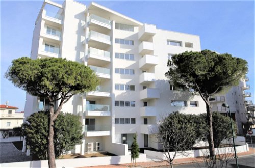 Foto 20 - Apartamento de 2 quartos em Lignano Sabbiadoro com vistas do mar