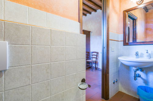 Foto 15 - Apartamento de 3 quartos em Greve in Chianti com piscina e jardim