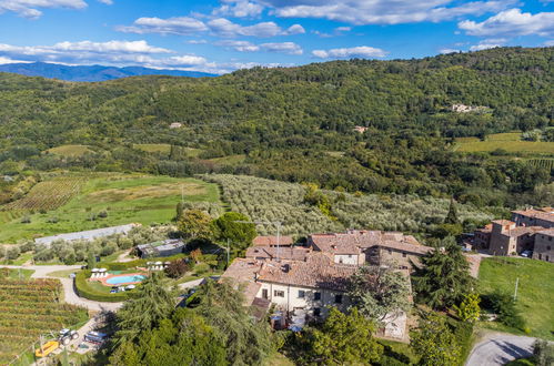 Foto 46 - Appartamento con 3 camere da letto a Greve in Chianti con piscina e giardino