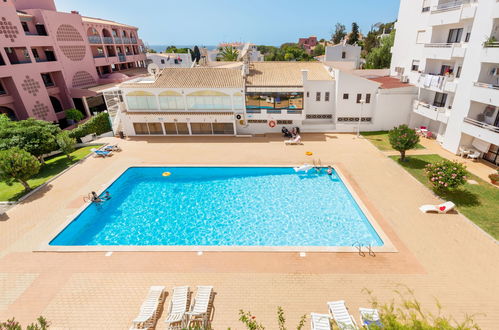 Foto 15 - Appartamento con 2 camere da letto a Albufeira con piscina e vista mare