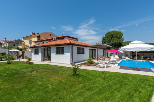 Photo 3 - Appartement de 1 chambre à Poreč avec piscine et jardin