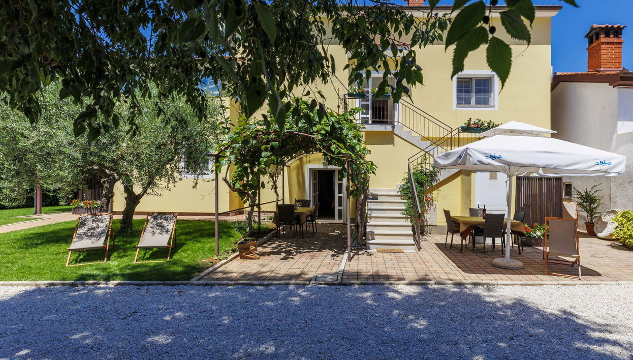 Apartment mit 2 Schlafzimmern in Poreč mit schwimmbad und garten - Foto 1