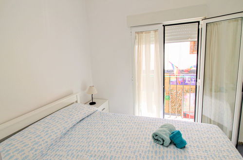 Foto 12 - Casa con 4 camere da letto a Benidorm