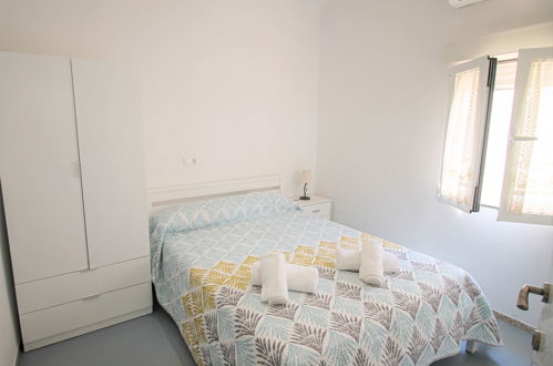 Foto 16 - Casa con 4 camere da letto a Benidorm con vista mare