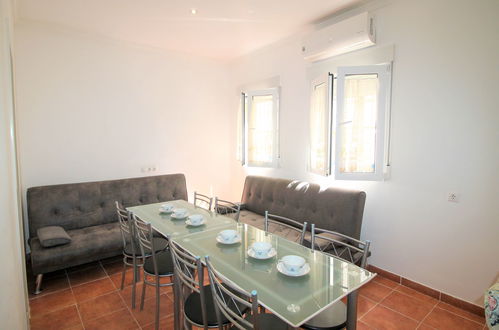 Photo 9 - 4 bedroom House in Benidorm with sea view