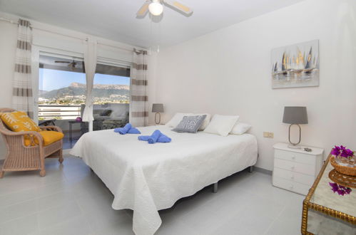 Foto 4 - Appartamento con 3 camere da letto a Calp con piscina e vista mare