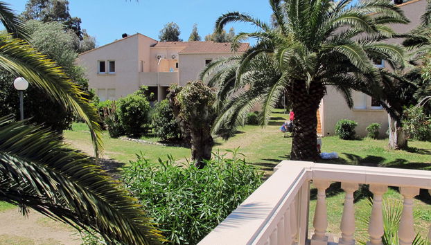 Apartment mit 2 Schlafzimmern in Calvi mit schwimmbad und garten - Foto 2