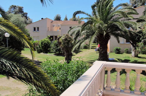 Photo 3 - Appartement de 1 chambre à Calvi avec piscine et jardin