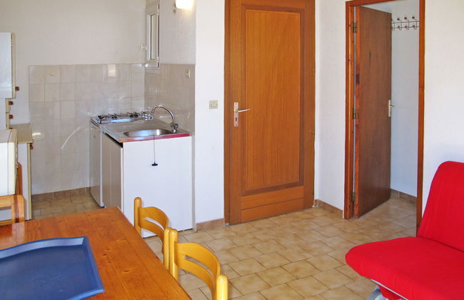 Apartment mit 2 Schlafzimmern in Calvi mit schwimmbad und garten - Foto 6