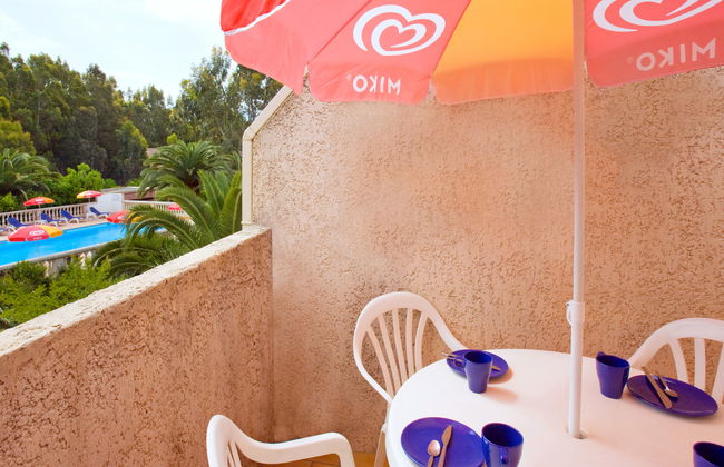 Apartment mit 2 Schlafzimmern in Calvi mit schwimmbad und garten - Foto 4