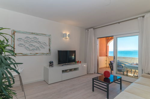 Photo 5 - Appartement de 2 chambres à Golfo Aranci avec terrasse et vues à la mer
