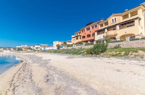 Photo 2 - Appartement de 2 chambres à Golfo Aranci avec terrasse et vues à la mer