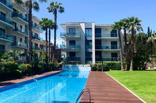 Photo 19 - 3 bedroom Apartment in Lloret de Mar with swimming pool and garden