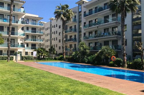 Foto 1 - Appartamento con 3 camere da letto a Lloret de Mar con piscina e vista mare