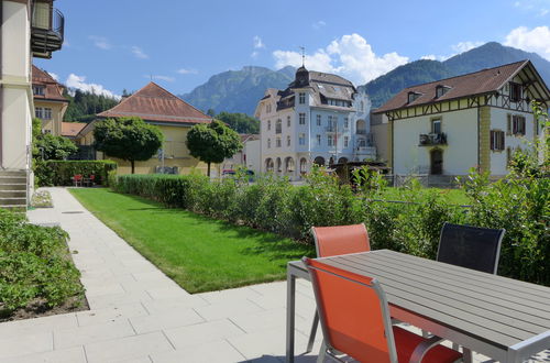 Photo 19 - Appartement de 3 chambres à Interlaken avec jardin et vues sur la montagne