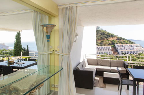 Foto 13 - Apartment mit 3 Schlafzimmern in Tossa de Mar mit schwimmbad und blick aufs meer