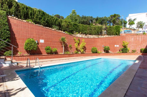 Foto 1 - Apartamento de 3 quartos em Tossa de Mar com piscina e vistas do mar