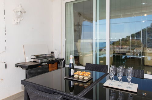 Foto 5 - Apartamento de 3 quartos em Tossa de Mar com piscina e terraço