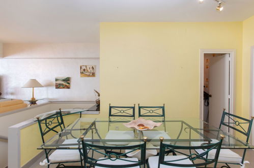 Foto 9 - Apartamento de 3 habitaciones en Tossa de Mar con piscina y vistas al mar