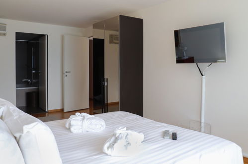 Foto 10 - Appartamento con 1 camera da letto a Montreux con piscina e vista sulle montagne