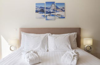 Foto 3 - Appartamento con 1 camera da letto a Montreux con piscina e vista sulle montagne