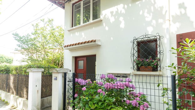 Apartment in Biarritz with garden - Photo 3