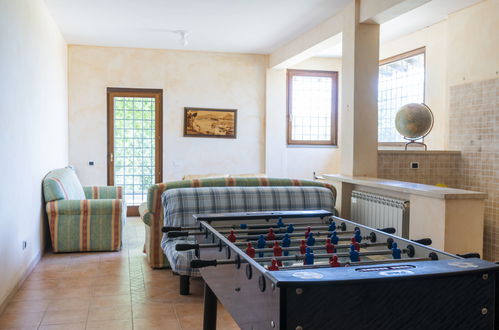 Foto 12 - Casa con 8 camere da letto a Trevignano Romano con piscina privata e giardino