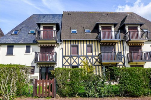 Photo 17 - 2 bedroom Apartment in Cabourg with sea view